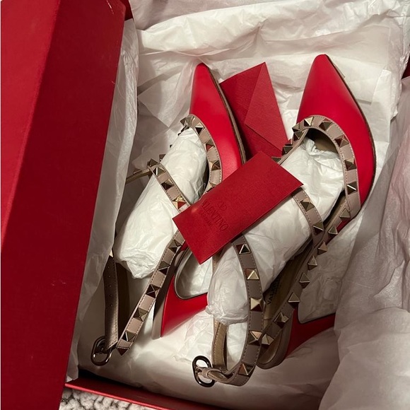 Valentino heels size 7 - Picture 6 of 6